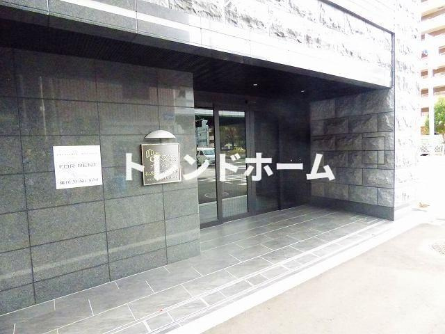 プレサンス松屋町駅前デュオのエントランス|選べる家電プランあり！！