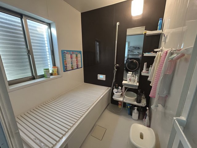 5LDKの注文戸建！鹿沼市西沢町　中古住宅の浴室|お風呂です