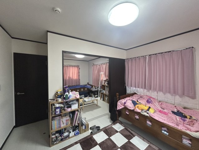 5LDKの注文戸建！鹿沼市西沢町　中古住宅の洋室|使い勝手のいい洋室です