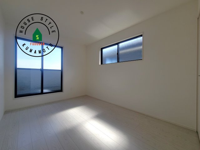 菊池郡大津町大字室第11-5棟（4号棟）　の洋室|採光良好な洋室は全居室、複層ガラスの遮熱効果と断熱効果で、一年中快適に過ごせます。