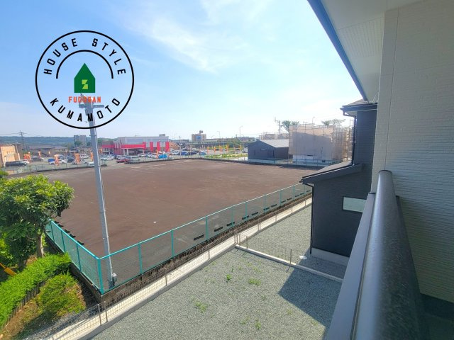菊池郡大津町大字室第11-5棟（4号棟）　の展望|窓から緑が見える物件も魅力的です。
