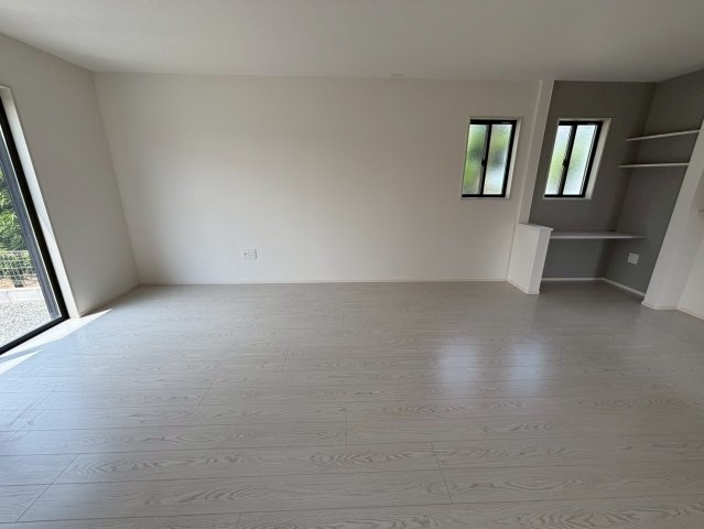 よかタウン／南区御幸木部3丁目3期／4号棟の居間・リビング