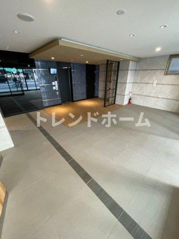 フォーリアライズ難波シエロのエントランス|選べる家電プランあり！！