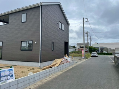【前面道路含む現地写真】 | 銚子市黒生町1号棟 | 即日のご見学も可能です。お気軽に0476-37-3888までお問合せ下さい。