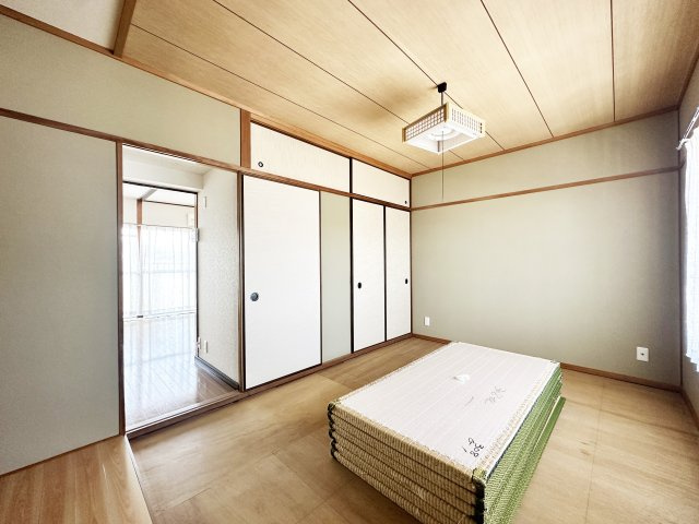 ロイヤルハイツMORIの和室