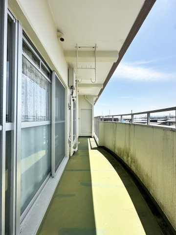 ロイヤルハイツMORIのバルコニー