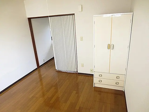 幕張レジデンスの居間・リビング