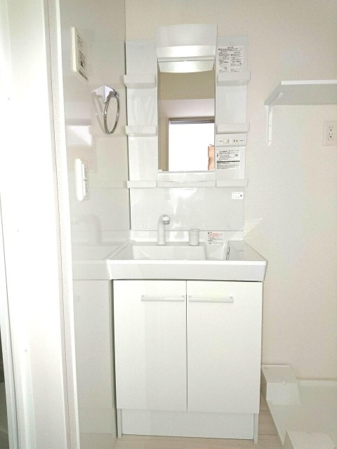 ヴェルデ真壁の洗面所