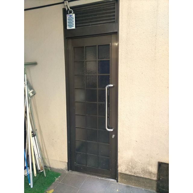 ＦＲＯＭ　ＥＡＳＴの内装