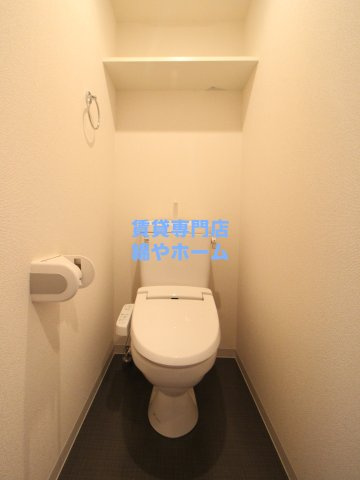 Varius長居公園のトイレ|シンプルで使いやすいトイレです