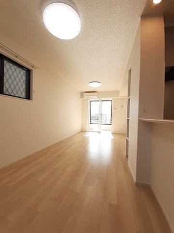 アンバーテラス　Ⅱの居間・リビング