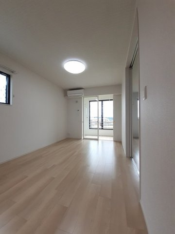 ソレイユ・タカ　Ａの居間・リビング