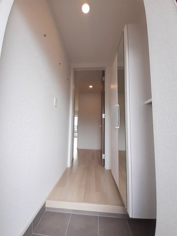 ソレイユ・タカ　Ａの玄関