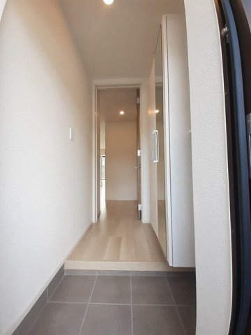 キャニオン・Ｍ　Ⅰの玄関