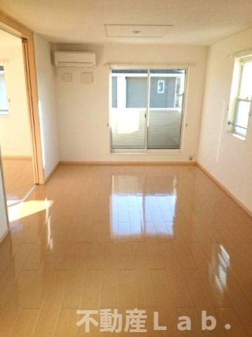 ラ　ベル　メゾン　Ａの居間・リビング