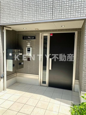 【エントランス】 | フィオリトゥーラ | 毎日通るエントランスはこのようになっています