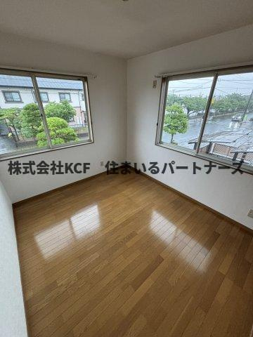 トロイメライIの居間・リビング|こちらのリビングで趣味の時間をお楽しみください