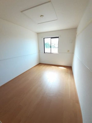 【内装】 | ハッピーロード | 内装は落ち着いています