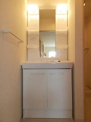 【洗面所】 | アルバーダ・ＭⅡ | ゆったりとスペースのある洗面所