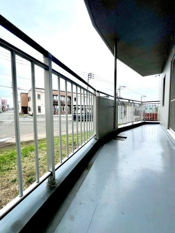 ロイヤルシャトー手稲富丘スカイタワーのバルコニー