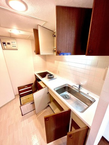 ロイヤルシャトー手稲富丘スカイタワーのキッチン