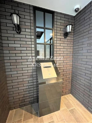 【セキュリティ】 | プレサンス心斎橋レヨン | 来訪者を画像で確認できるモニタ付きインターホンを装備！