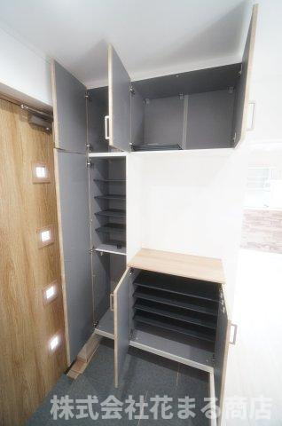 中古　千葉市稲毛区小中台町の玄関|＊当日ご案内可＊ご希望の物件まとめてご案内！弊社が掲載していない物件でもOK♪お気軽にご相談ください ♪お電話でのお問合わせがスムーズ♪