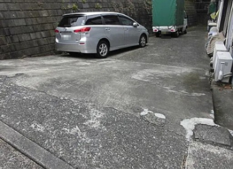 横浜市港北区富士塚２丁目のアパートの駐車場