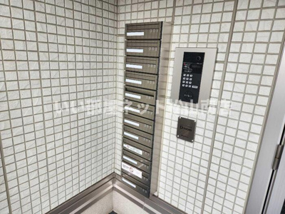 【エントランス】 | シュヴァル・ドゥーズ