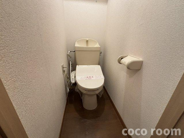 プルニエのトイレ