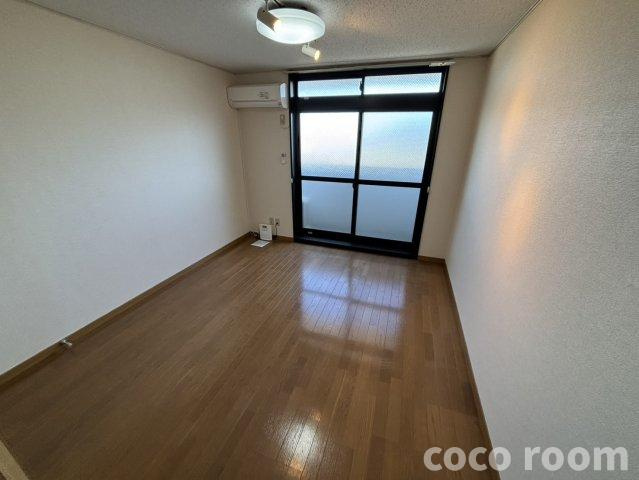 プルニエの居間・リビング