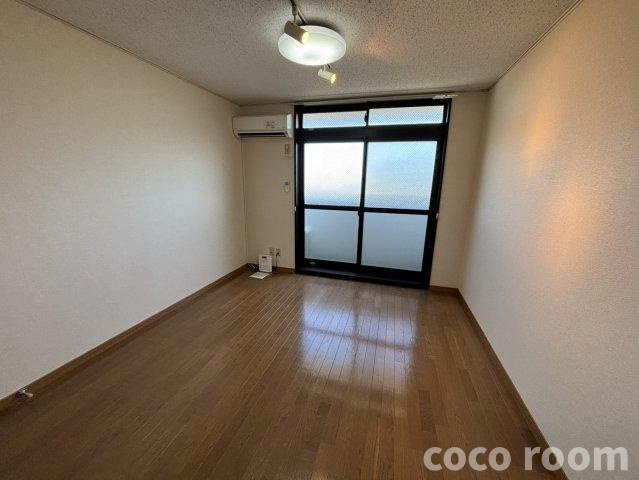 プルニエの居間・リビング