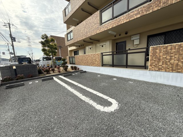 サニーガーデンⅠの駐車場