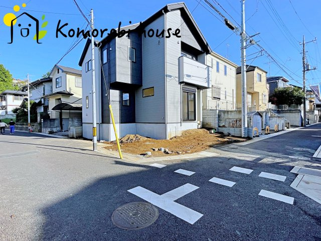 さいたま市見沼区東大宮　52期　新築一戸建て　リガーレ　01の前面道路含む現地写真|前面道路含む現地写真です