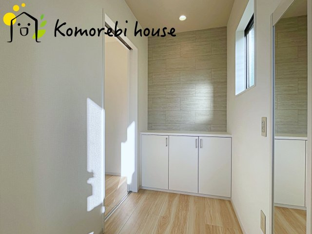 さいたま市見沼区東大宮　52期　新築一戸建て　リガーレ　01の玄関|シンプルで使いやすい玄関です