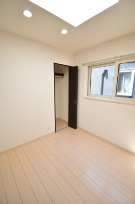 【洋室】 | 小野4丁目中古戸建て