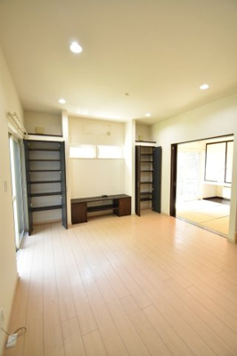 【居間・リビング】 | 小野4丁目中古戸建て