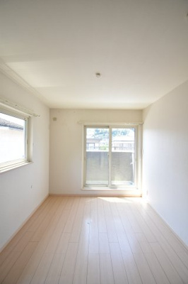 【洋室】 | 小野4丁目中古戸建て