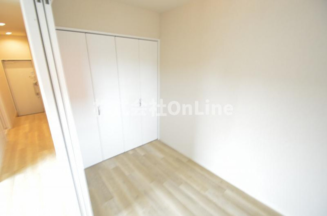 【洋室】 | EVERGREEN