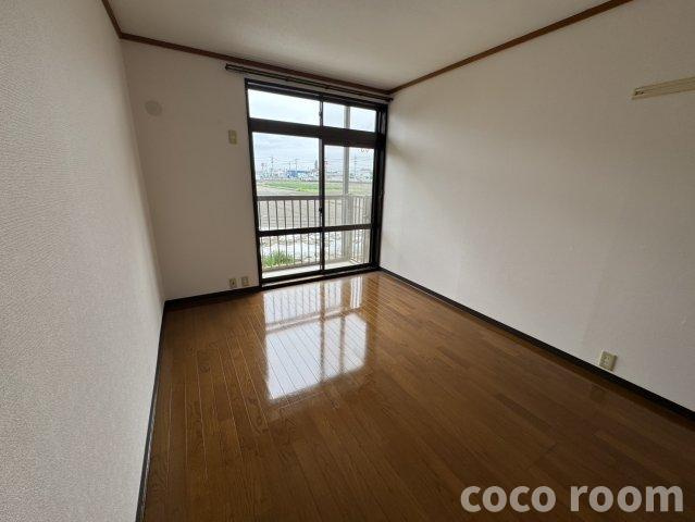 エステールの居間・リビング