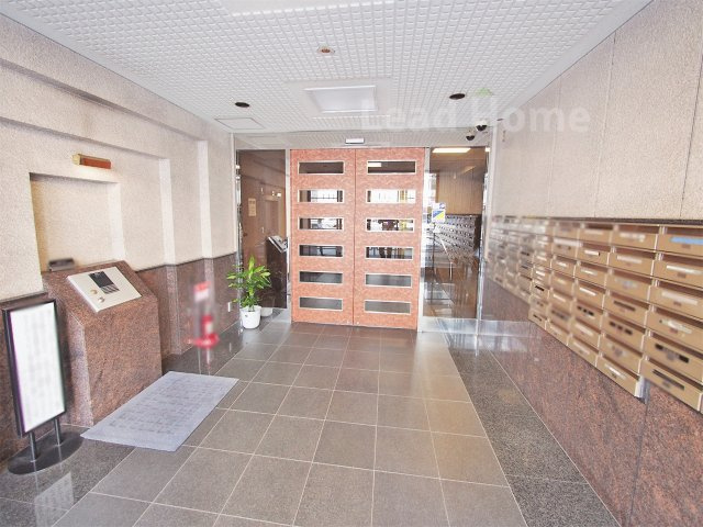 【エントランス】 | クレッセント中目黒 | オートロック付きでセキュリティ面も安心！