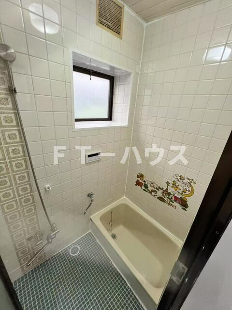 タウンハウス津田沼の浴室