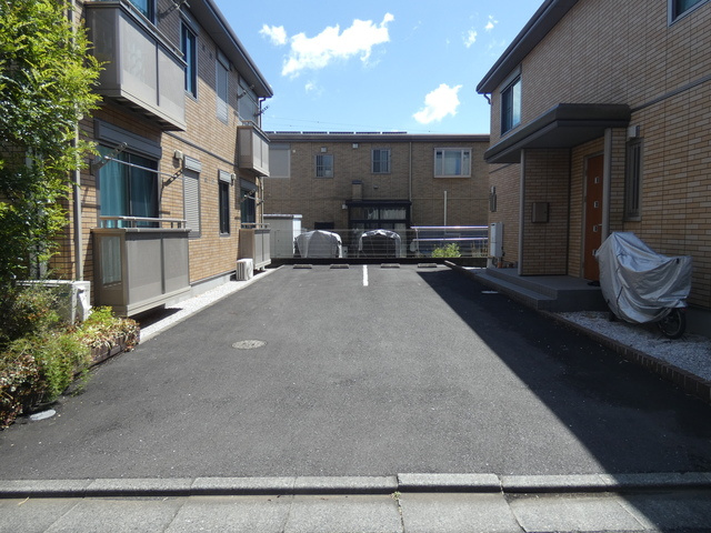 レトアCの駐車場|敷地内駐車場