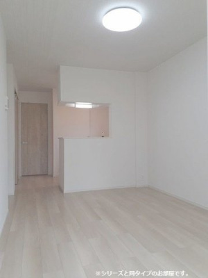 【内装】 | サンペレ