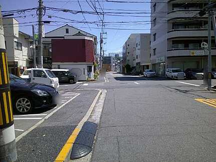 東区若草町の周辺