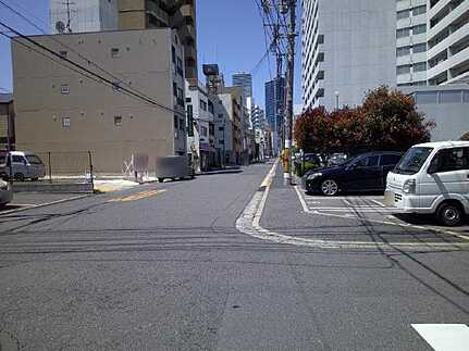 東区若草町の周辺