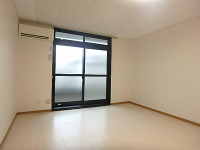 【居間・リビング】 | コンフォートハイツ清崎（旧ＫＩＹＯＳＡＫＩ）