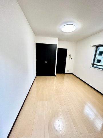 ファーストワン江坂の寝室