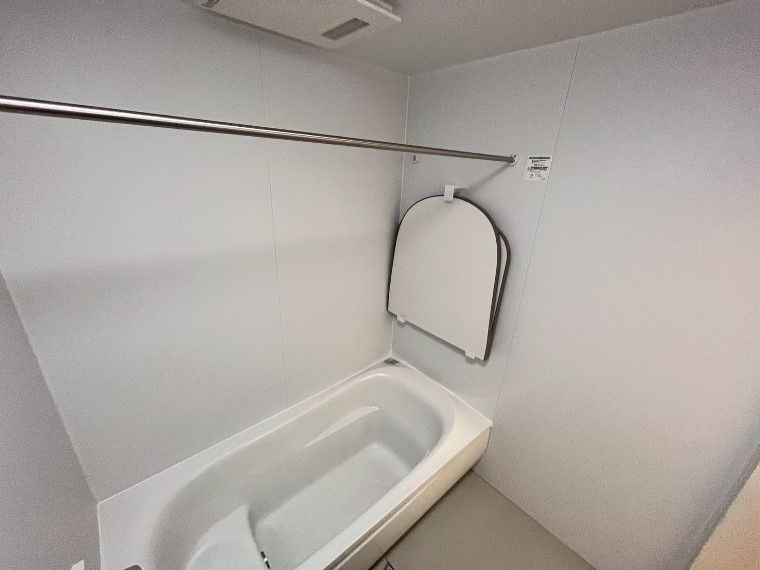 深大寺北町戸建の浴室