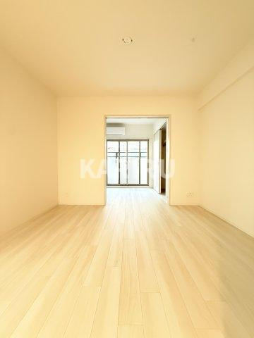 Alivis緑橋の洋室